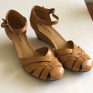 Gianni Bini Shoes - Gianni Bini Tan Leather Heel Sandals Gianni Bini Shoes - Gianni Bini Tan Leather Heel Sandals